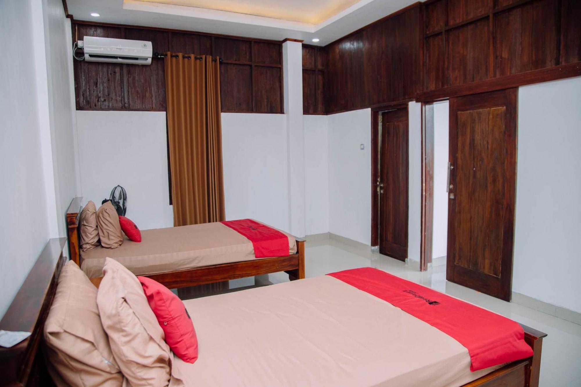 Reddoorz At Villa Bukit Senyum Lombok Kuripan  Ngoại thất bức ảnh
