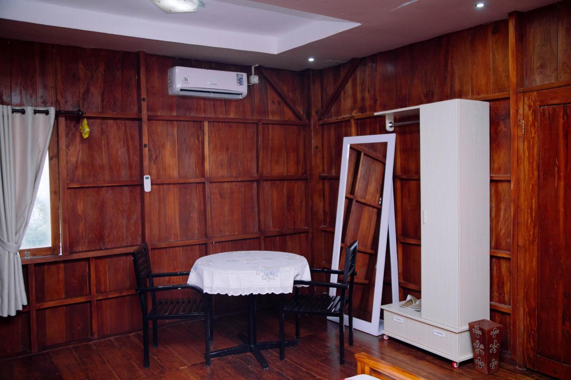 Reddoorz At Villa Bukit Senyum Lombok Kuripan  Ngoại thất bức ảnh